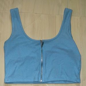 Blue crop top. METOWE. Size: Medium